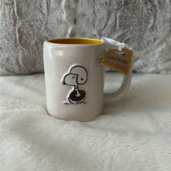 Rae Dunn Other - Snoopy Football Mug NWT